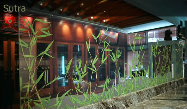 Inspired by Nature: Custom Leaves in Luxe.